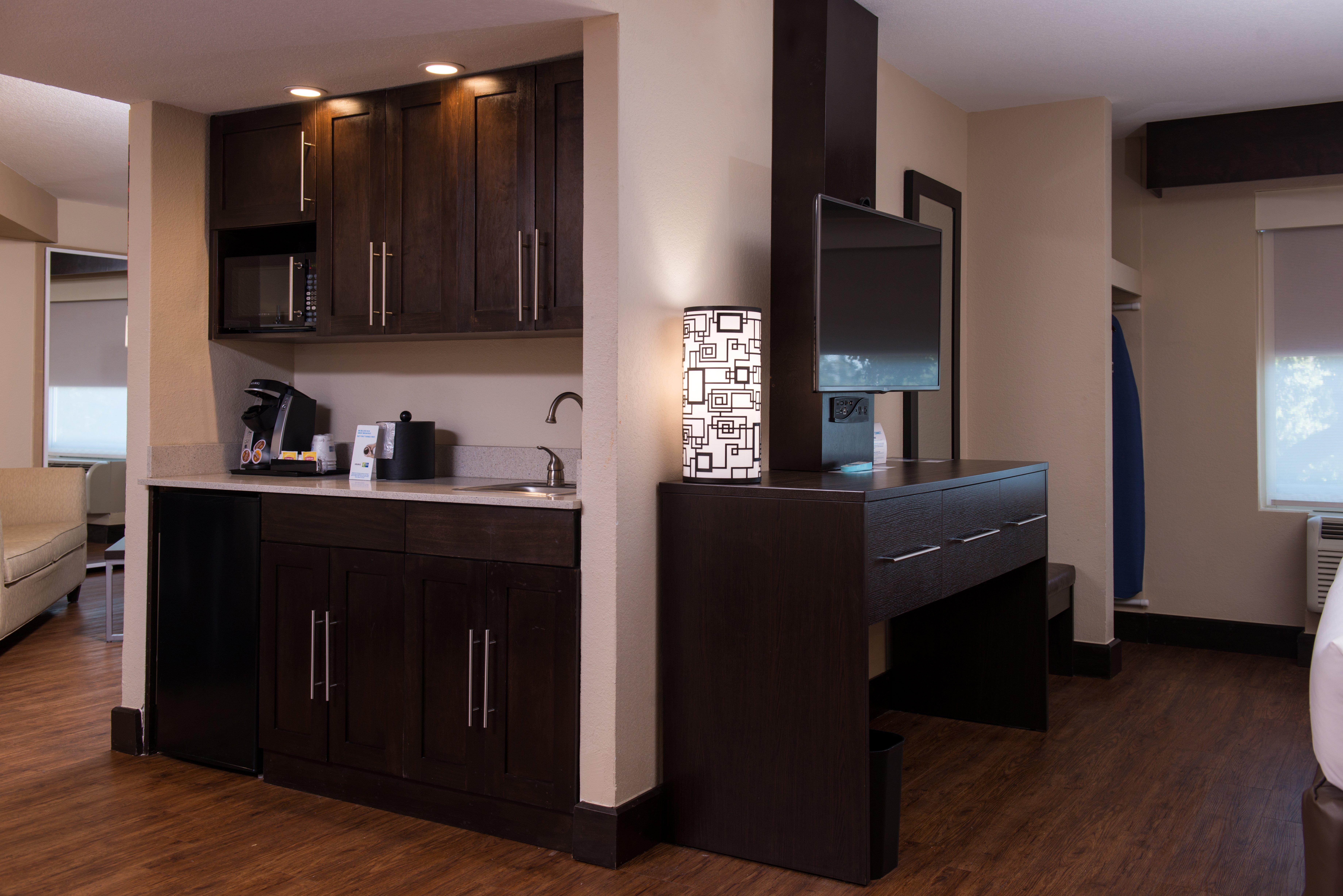 Holiday Inn Express & Suites San Antonio Medical - Six Flags By Ihg Extérieur photo