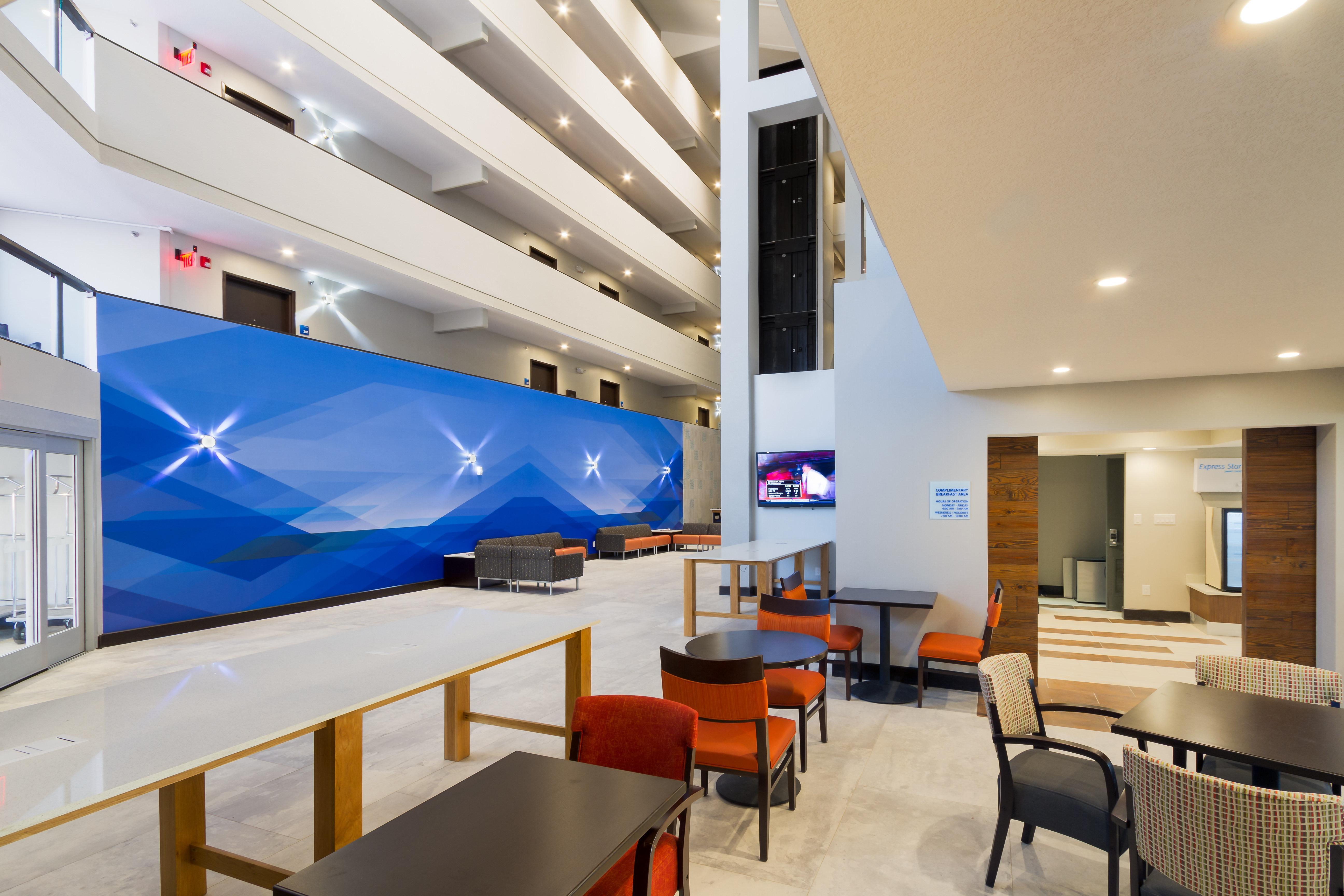 Holiday Inn Express & Suites San Antonio Medical - Six Flags By Ihg Extérieur photo