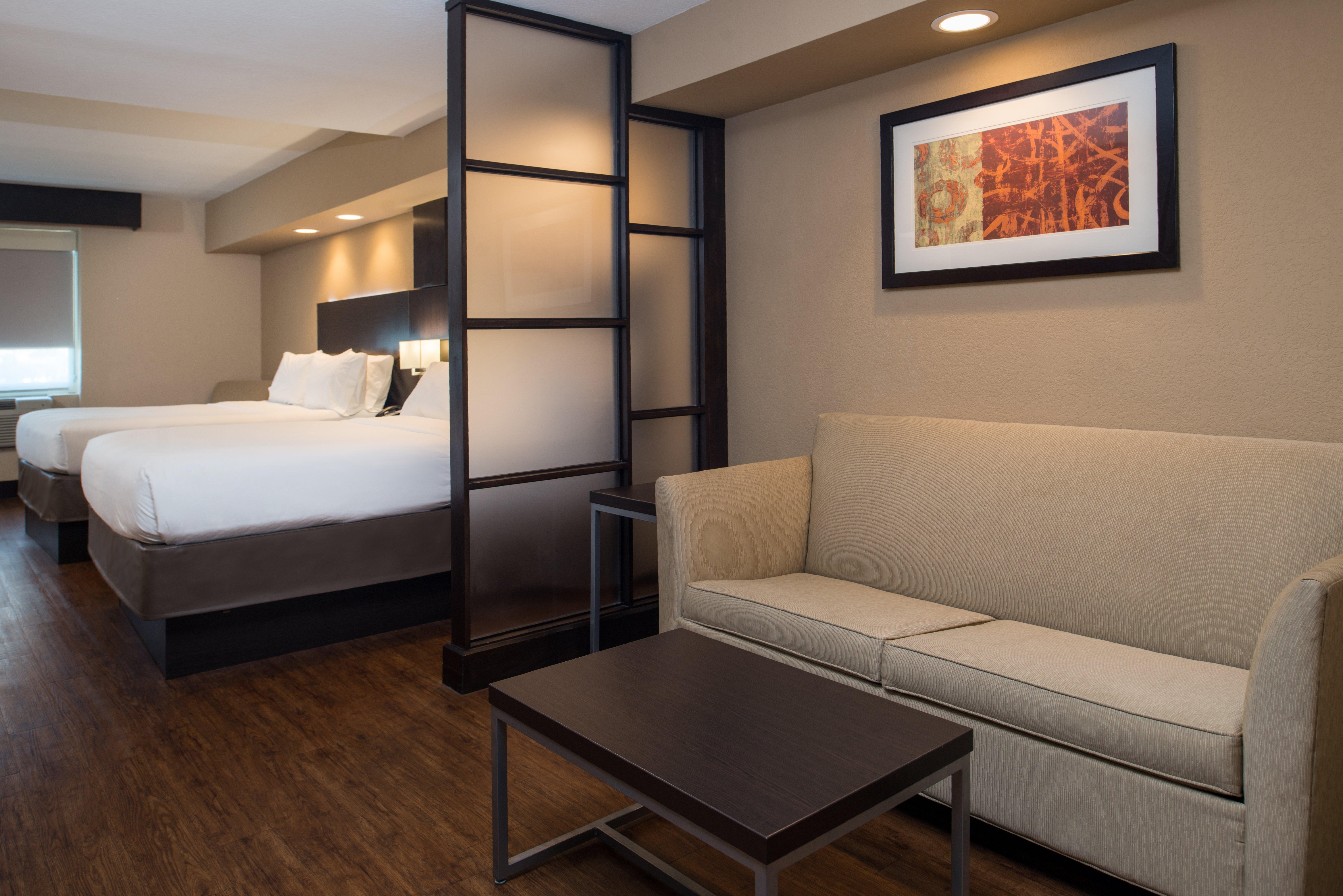 Holiday Inn Express & Suites San Antonio Medical - Six Flags By Ihg Extérieur photo